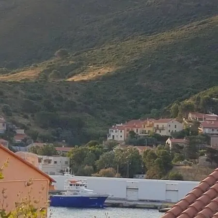 Comme Maison Clim Et Ventilateurs Aux Pieds Du Port Et Des Plages Et 2km Collioure Apartment *